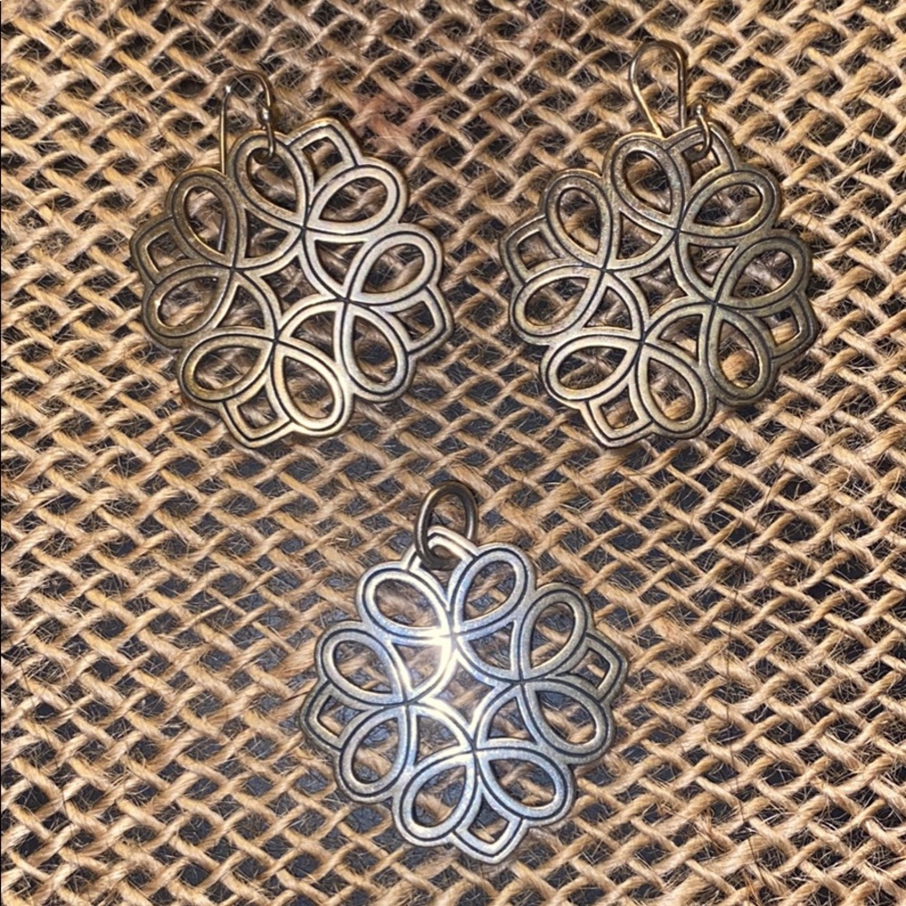 james avery